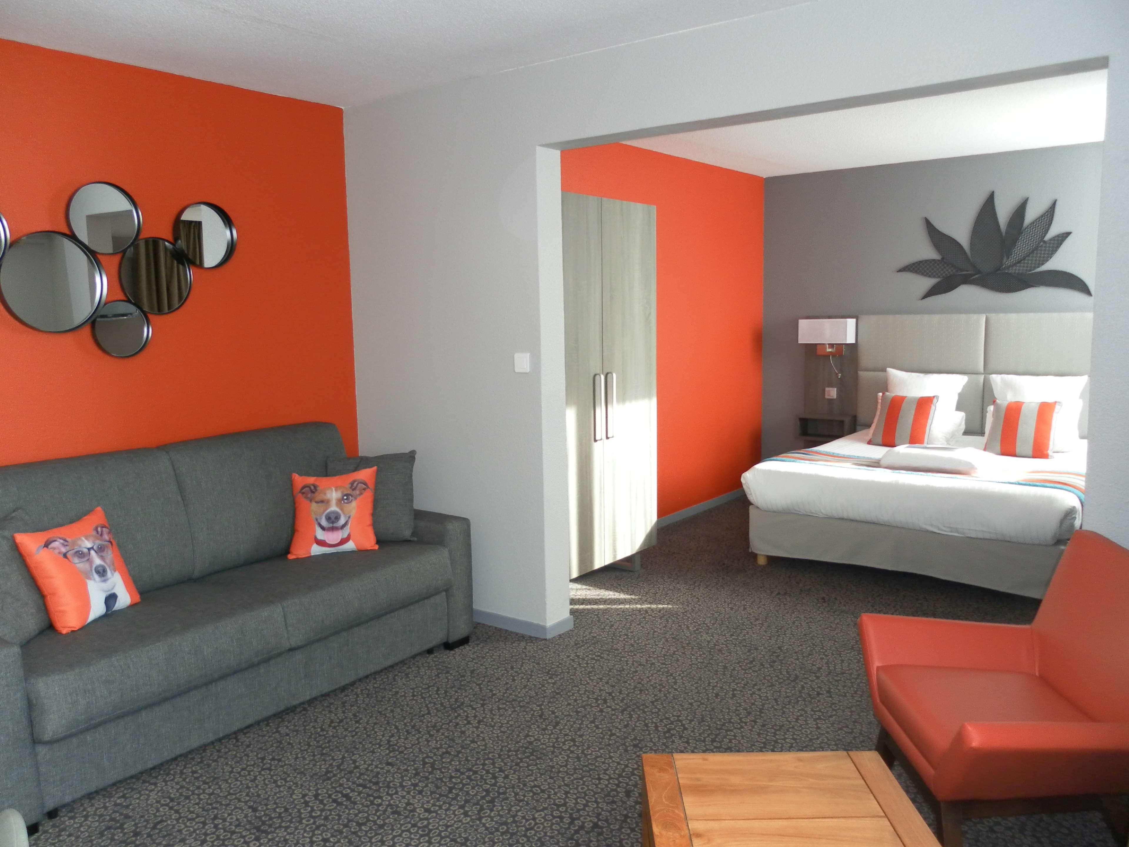 Kyriad Prestige Bordeaux Aeroport Merignac  Bagian luar foto