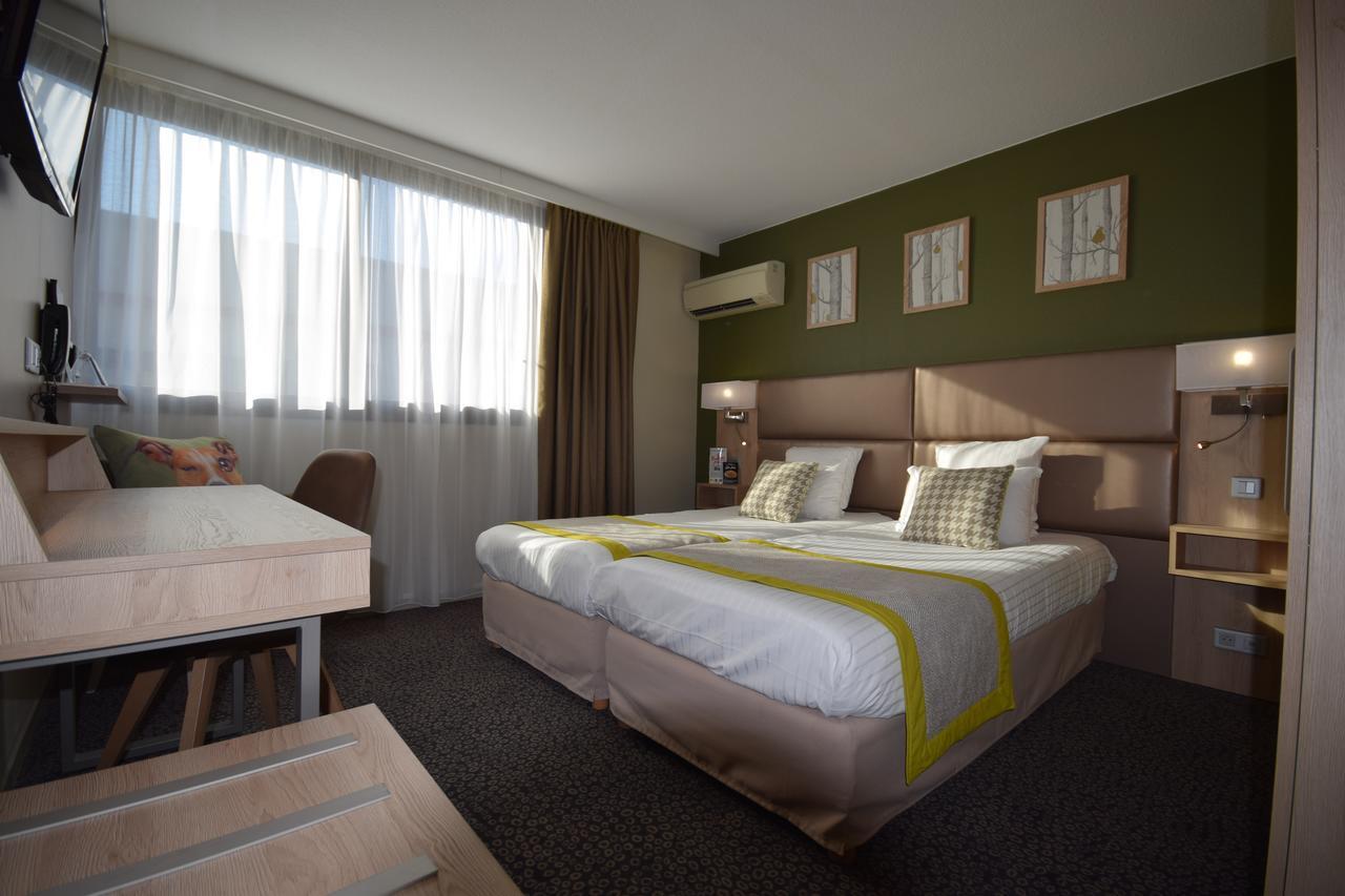 Kyriad Prestige Bordeaux Aeroport Merignac  Bagian luar foto